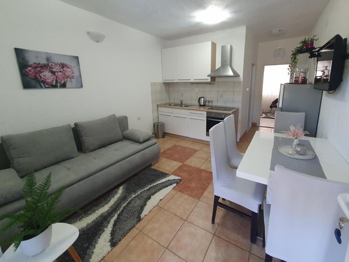 Apartman Mare Šibenik Exteriör bild